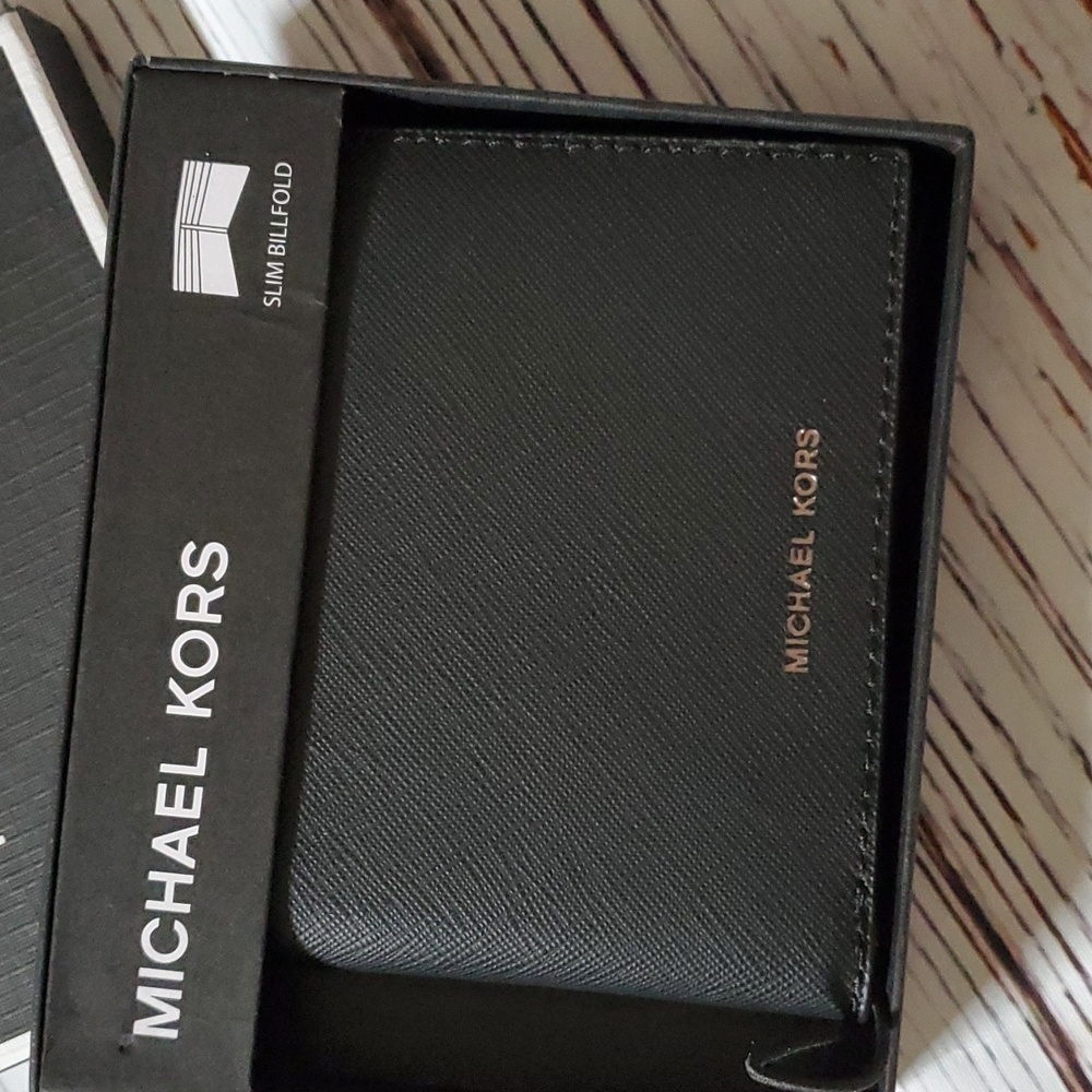 🆕️ MICHAEL KORS MEN'S BIFOLD BLACK WALLET - Picture 3 of 10
